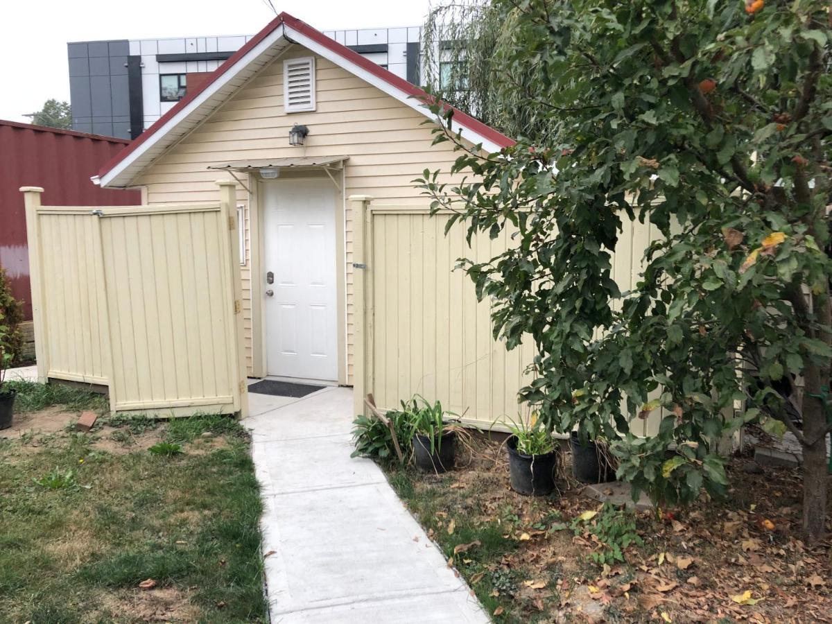 Shady Willow - Small Indipendent Units With Seperate Entrance Chilliwack